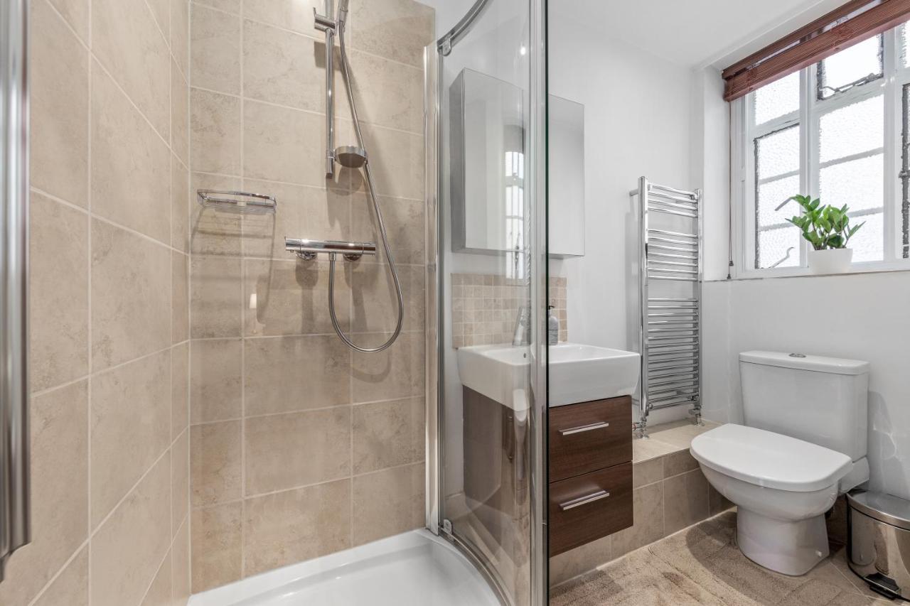 The Mayfair Large Snug London Eksteriør bilde