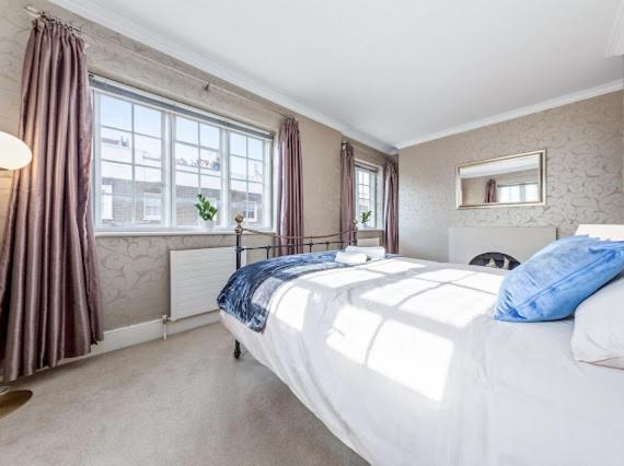 The Mayfair Large Snug London Eksteriør bilde